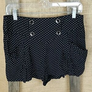 3/$24 Heart Soul junior's 5 dress shorts polka dot
